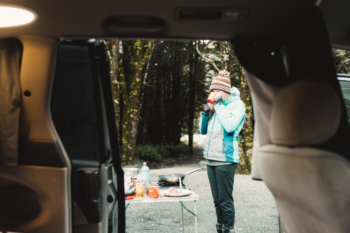 Enjoy simple meals - tasty soup - on your winter road trip Enjoy simple meals - tasty soup - on your winter road trip