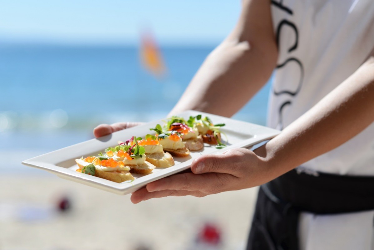 Try local seafood in Noosa or visit the Farmers Market for fresh produce and gourmet goodies. Try local seafood in Noosa or visit the Farmers Market for fresh produce and gourmet goodies.